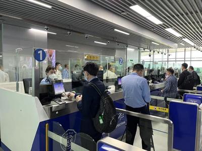 琶洲港澳客运口岸清明假期出入境高峰时段温馨提示